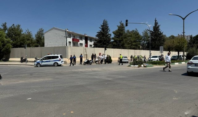 Kilis'te başıboş at zincirleme kazaya neden oldu: 4 yaralı