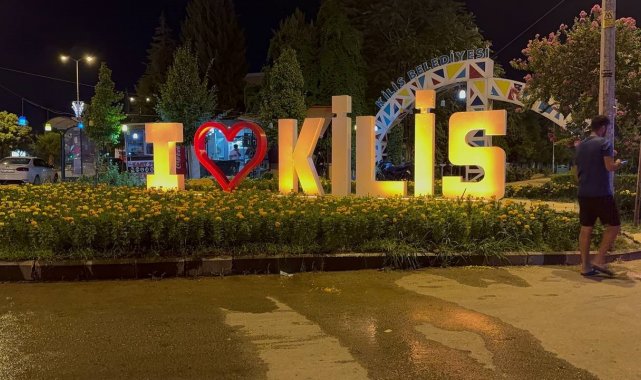 Kilis'te deprem paniği: Merkez üssü Suriye olan deprem Kilis'te hissedildi