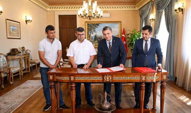 Kirişçiler İlkokulu'na dört dörtlük destek