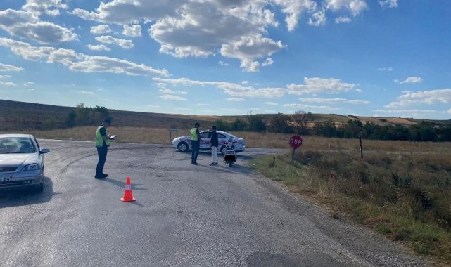 Kırklareli'de jandarmadan trafik denetimi: 10 bin 484 araç kontrol edildi