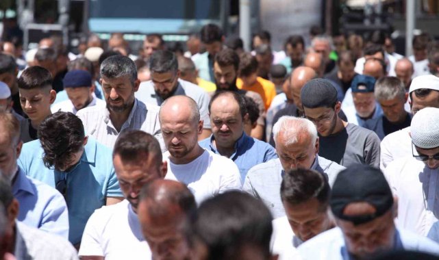 Konya'da İsmail Haniye ve hayatını kaybeden Filistinliler için gıyabi cenaze namazı
