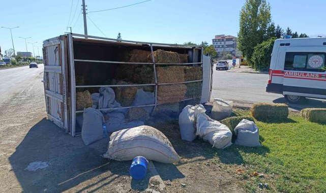 Konya'da kamyonet ile kamyon çarpıştı: 3 yaralı