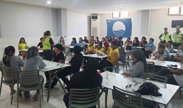 Kumluca'da kadın sürücülere jandarmadan trafik eğitimi