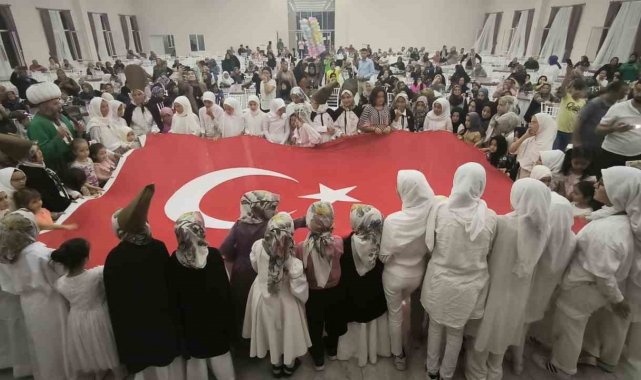 Kura'an okumaya başlayan 150 öğrenci için etkinlik düzenlendi