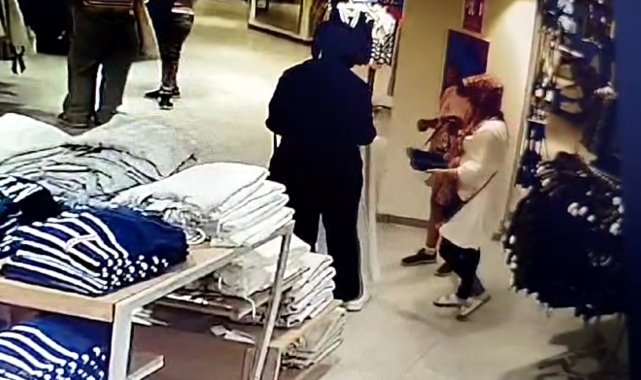 Nissara AVM'de hırsızlık kamerada