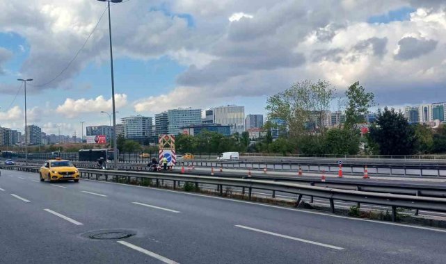 Ölümlü metrobüs kazası sonrası İBB'den ışıklı işaret levhalı önlem