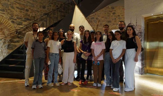 Quick Sigorta, Lice'li öğrencileri İstanbul'da ağırladı