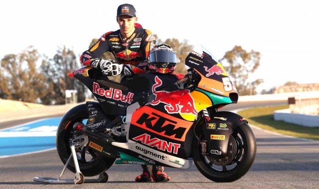 Red Bull sporcusu Deniz Öncü İspanya'da piste çıkıyor