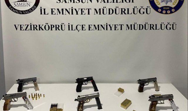 Samsun'da polis uygulamasında 6 tabanca ele geçirildi