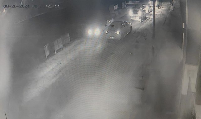 Şanlıurfa'da otomobilin inşaat çukuruna düştüğü anlar kamerada