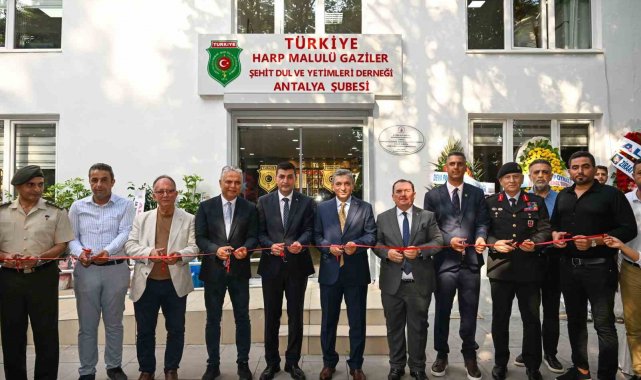 Şehitlere saygı, gazilere hizmet