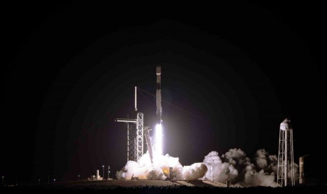 SpaceX 23 Starlink uydusunu daha yörüngeye gönderdi
