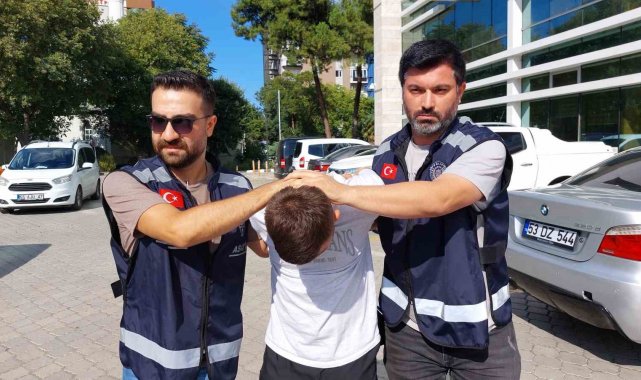 Taksi şoförü arkadaşını öldürdü