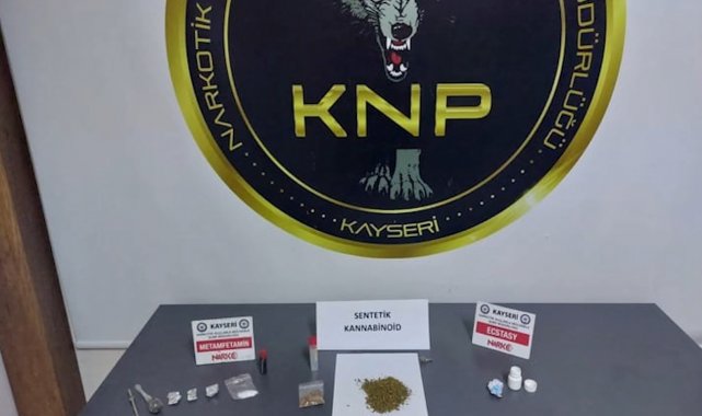 Uyuşturucu tacirlerine geçit yok: 9 gözaltı