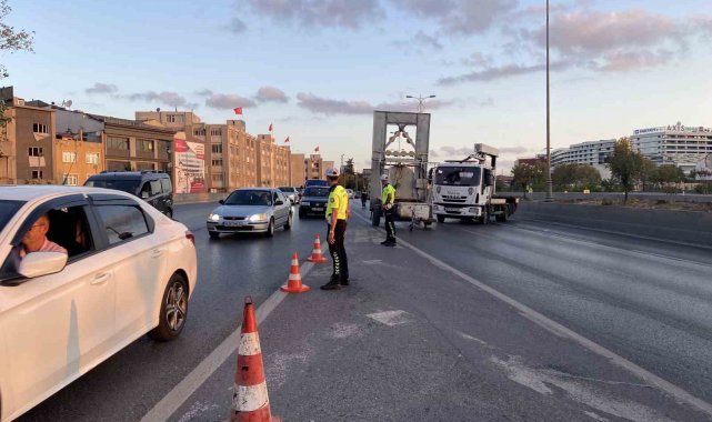 Vatan Caddesi 30 Ağustos provaları nedeniyle trafiğe kapandı