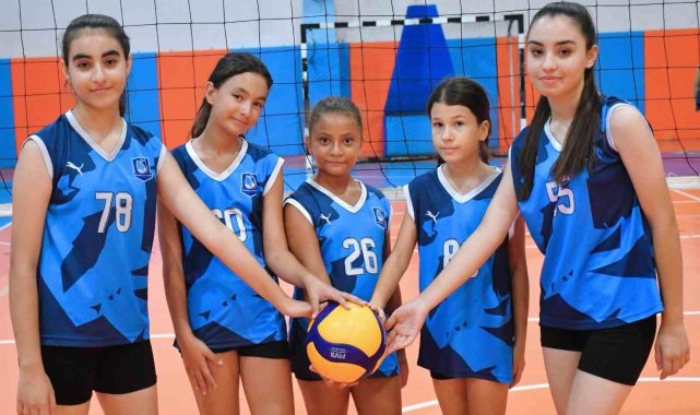 Yunusemre'de voleybol altyapısına 7 yetenek