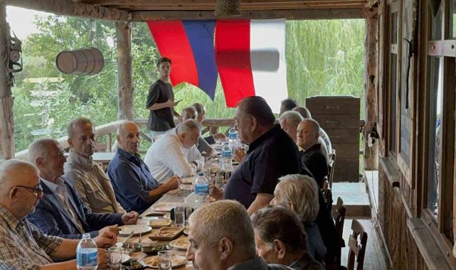 44 yıllık dostluk Düzce'de buluştu