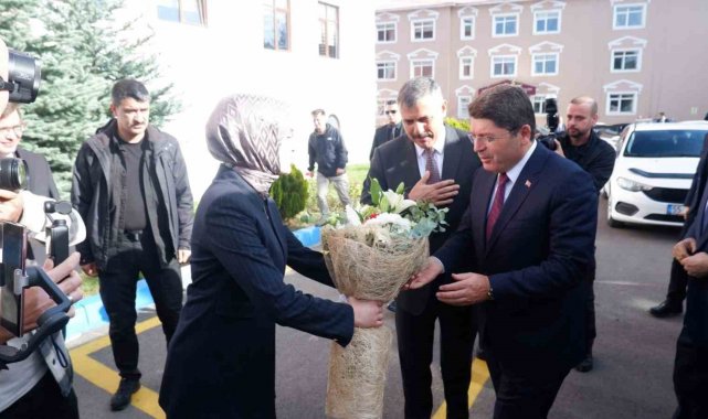Adalet Bakanı Yılmaz Tunç Erzurum'da
