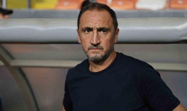 Adana Demirspor'da Michael Valkanis ile yollar ayrıldı