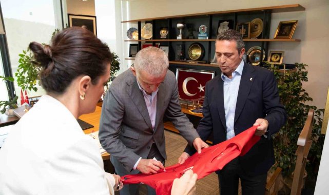 Ali Koç, TFF Başkanı Hacıosmanoğlu'nu ziyaret etti