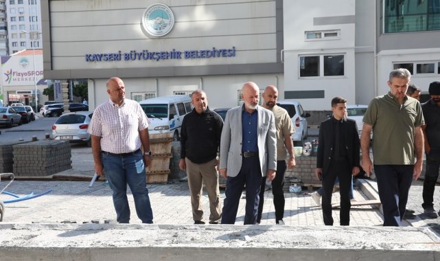 Başkan Çolakbayrakdar, "Şehrin kalbine yeşil bir dokunuşla yeni yüze kavuşturuyoruz"