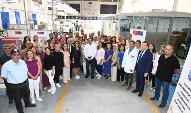 Başkan Erdoğan eğitimini tamamlayan kursiyerlere sertifikalarını verdi