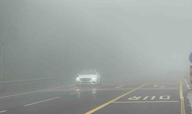Bolu Dağı'nda göz gözü görmüyor: Görüş mesafesi 20 metre