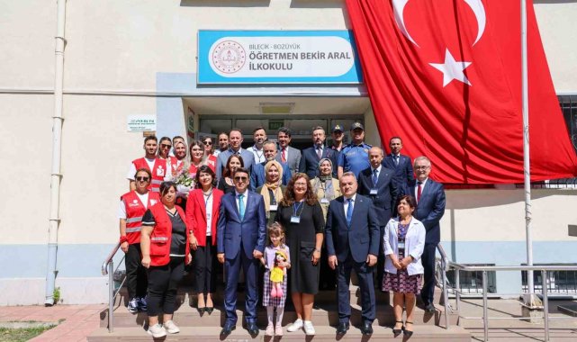 Bozüyük Kızılay Şubesinden eğitime destek