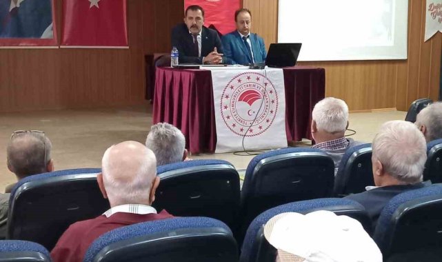 Bozüyük'te üreticiler yeni destekleme modeli ve işlenmeyen arazilerin kiraya verilmesi konusunda bilgilendirildi