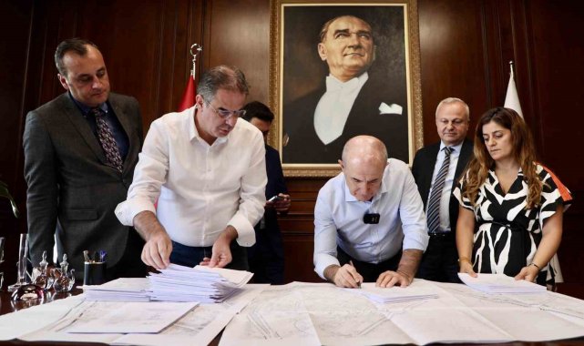 Büyükçekmece Belediyesi meclisi imar planlarını İBB meclisine sunmak üzere imzaladı