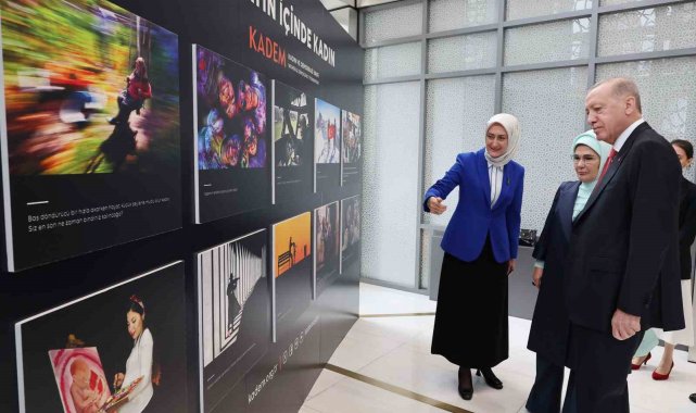 Cumhurbaşkanı Erdoğan ve eşi Emine Erdoğan New York'ta KADEM'in fotoğraf sergisini gezdi