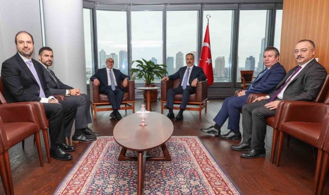 Dışişleri Bakanı Fidan, ABD Müslüman Kuruluşlar Konseyi Genel Sekreteri Cemal ile görüştü