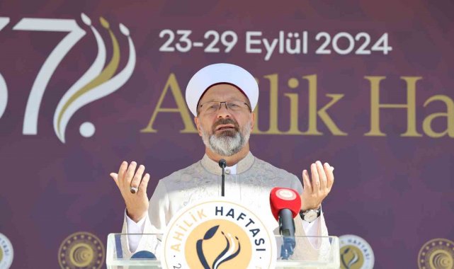 Diyanet İşleri Başkanı Erbaş: "Kur'an-ı Kerim'de 255 ayette yardımlaşma geçer"