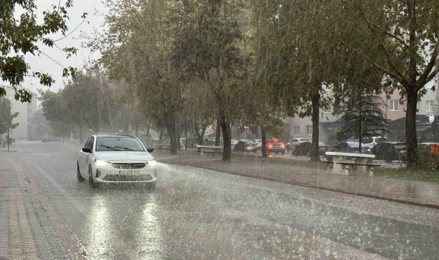 Edirne'de şiddetli yağmur zor anlar yaşattı