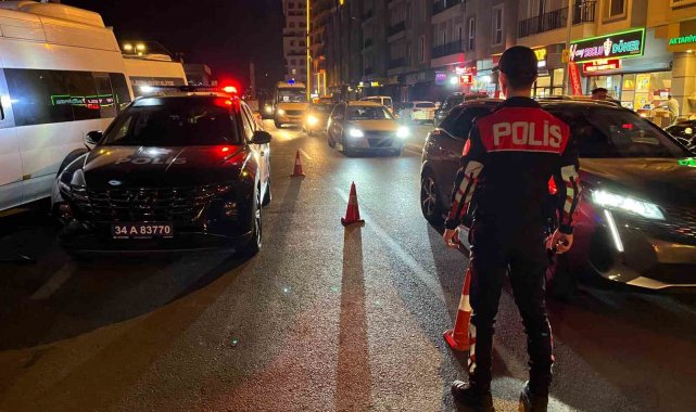 Esenyurt'ta huzur uygulamasında aranan şahıslar yakalandı