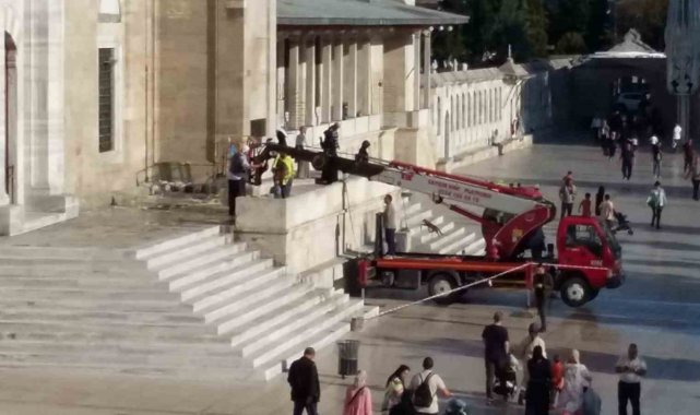 Fatih Camii'ndeki dış cepe temizliğinde İttihat Terakki'nin kurşun izlerinin silinme endişesi
