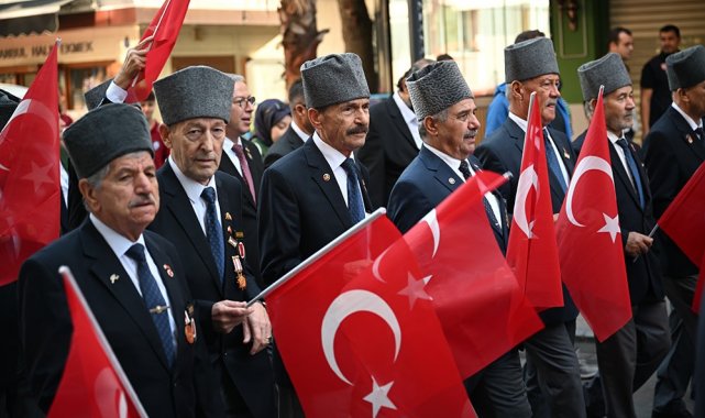 Gaziosmanpaşa'da kahraman gaziler onuruna tören düzenlendi