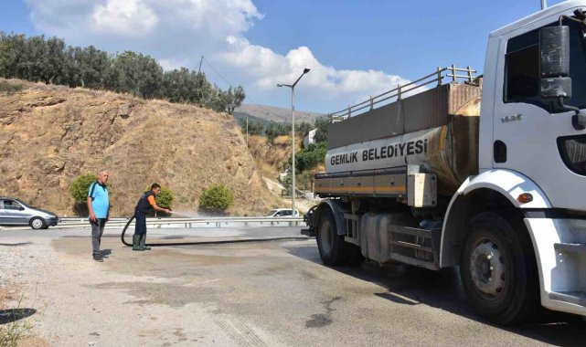 Gemlik'te dört koldan temizlik