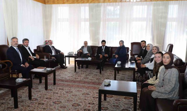 Hacımüftüoğlu'ndan istişare kültürü vurgusu