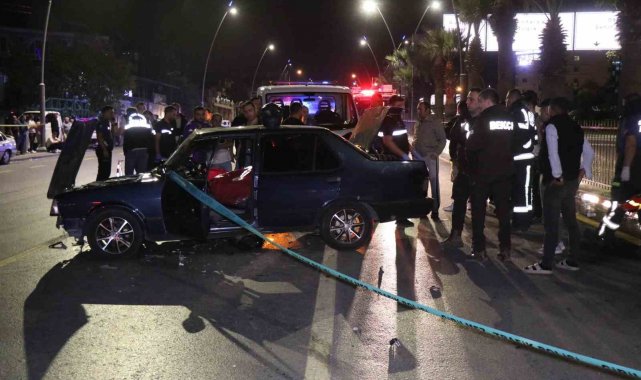 Kaza yapan otomobile motosiklet çarptı: 1 ölü, 1 yaralı
