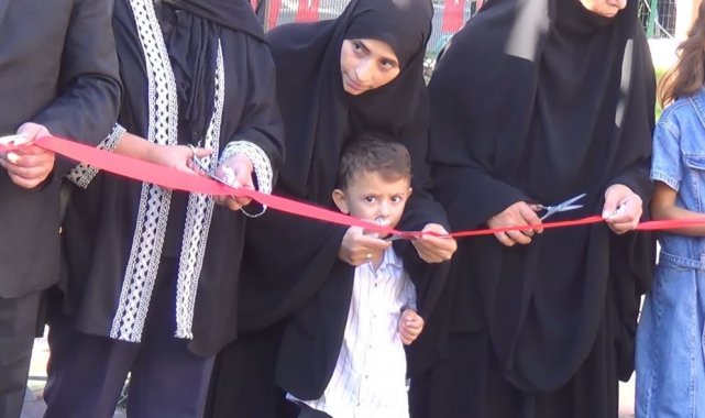 Minik Alp, şehit babasının adına açılan çocuk parkının açılışını yaptı