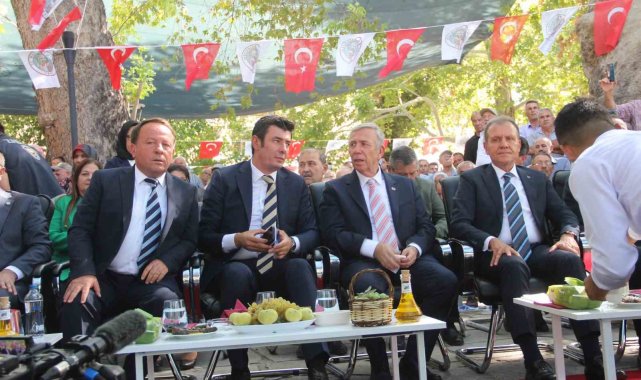 Mut Zeytin ve Zeytinyağı Festivali coşkulu başladı