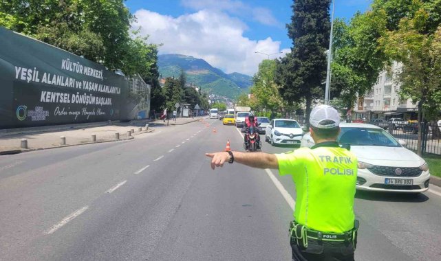 Ordu'da bir haftada 15 binden fazla araç ve sürücüsü denetlendi