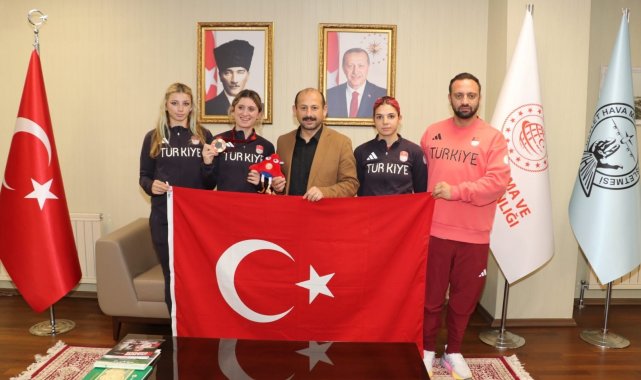 Samsun'un milli gururları başarılarla döndü