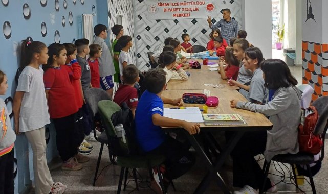 Simav Diyanet Gençlik Merkezinde etüt ve dini bilgiler kursu