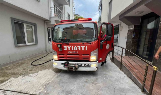 Sinop'ta bir evin balkonunda korkutan yangın