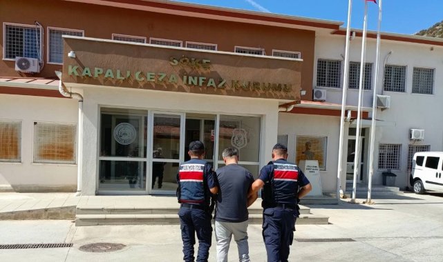 Söke'de göçmen kaçakçısı yakalandı