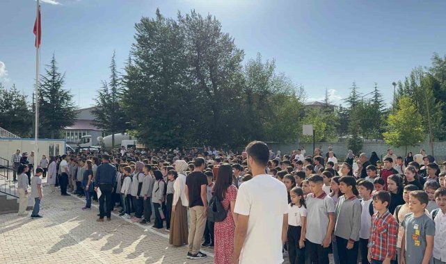 Tatvan'da 2024-2025 eğitim öğretim yılı başladı