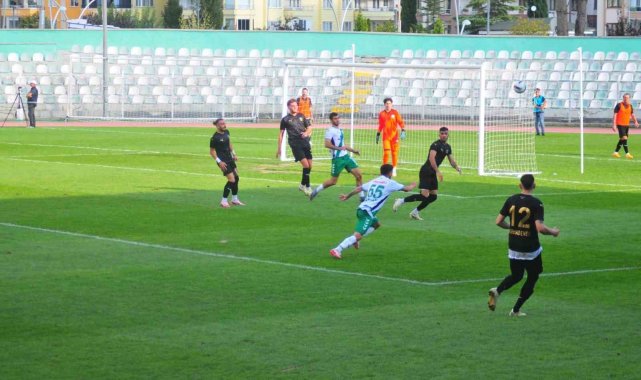 TFF 3. Lig: Amasyaspor: 1 - Muğlaspor: 2