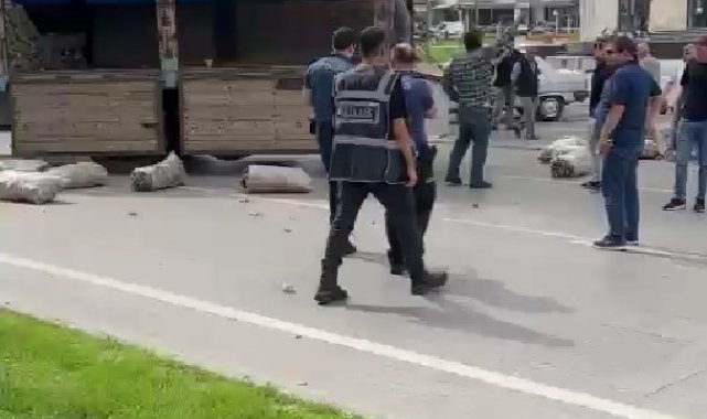 Üreticinin kamyonuyla kendi malını satması engellenince eylem yaptı